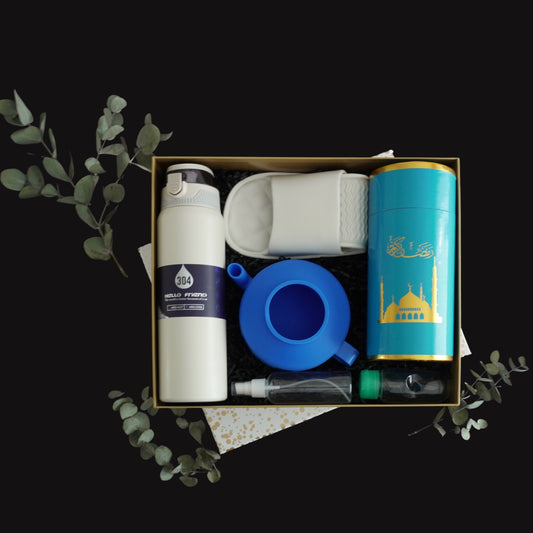 Luxe Islamic Travel Pack - Includes Bidet, Water Bottle & More Essential Accessories